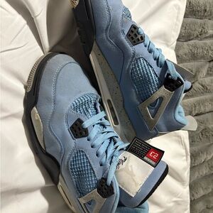 Air Jordan 4 Retro Blue Sneakers
